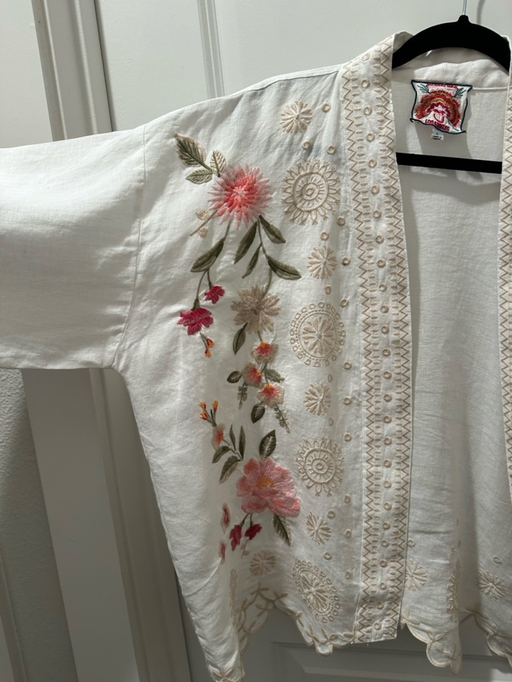Johnny Was White Embroidered Floral Linen Kimono Jacket